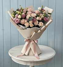 Букет цветов из:  Розы и Лизиантусы в Яковлевка Приморского края