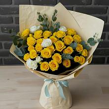 Букет цветов из:  Розы в Яковлевка Приморского края