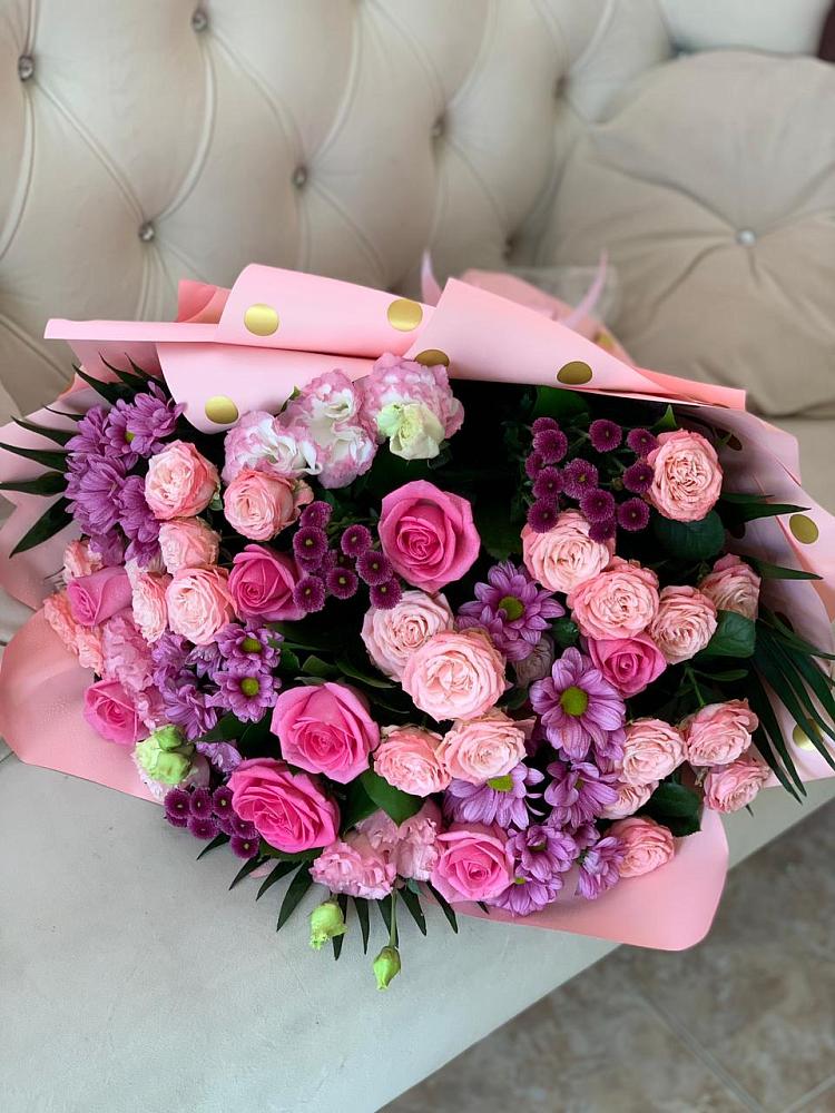 Букет цветов из: Хризантемы, Розы и Лизиантусы в Яковлевка Приморского края