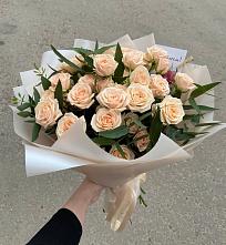 Букет Кремовые розы Латте в Яковлевка Приморского края