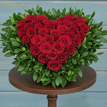 Цветочная композиция из Розы в виде сердца #REPLACE_PRED# Яковлевка Приморского края