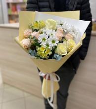 Букет цветов из:  Альстромерии, Розы и Хризантемы в Яковлевка Приморского края