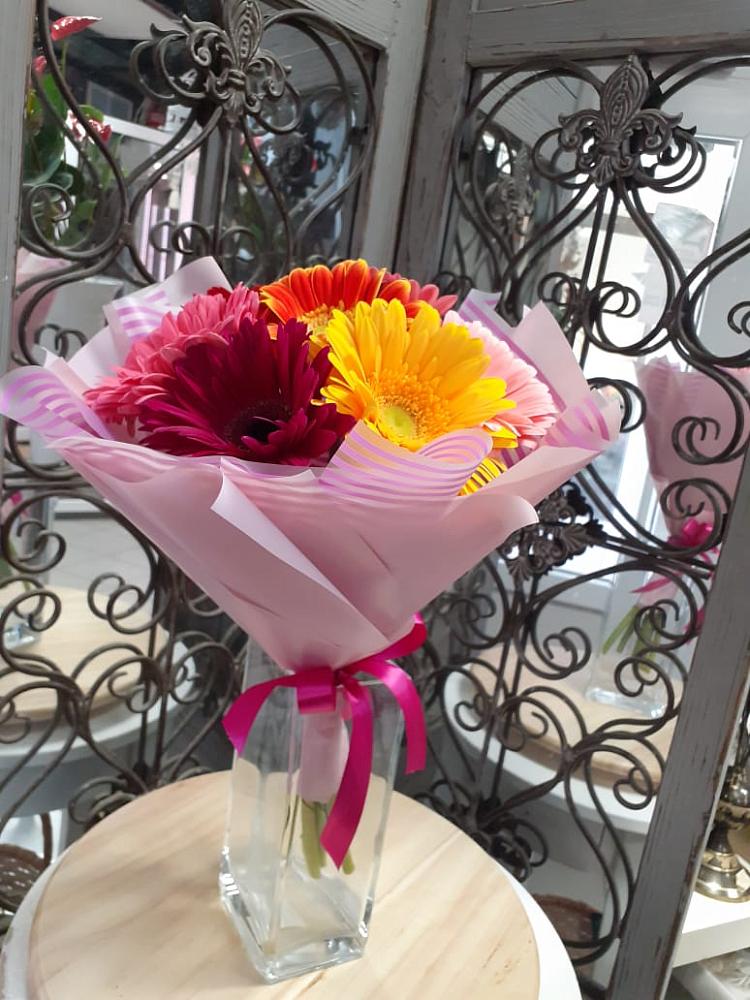 Букет цветов из: Герберы в Яковлевка Приморского края