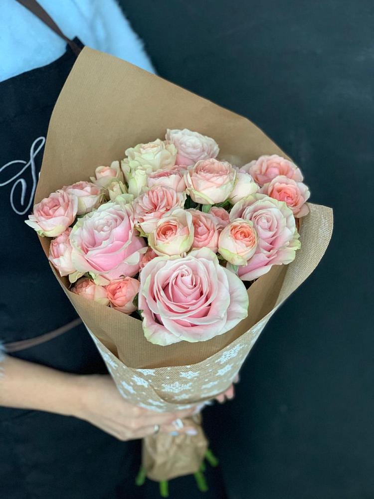 Букет цветов из: Хризантемы и Розы в Яковлевка Приморского края