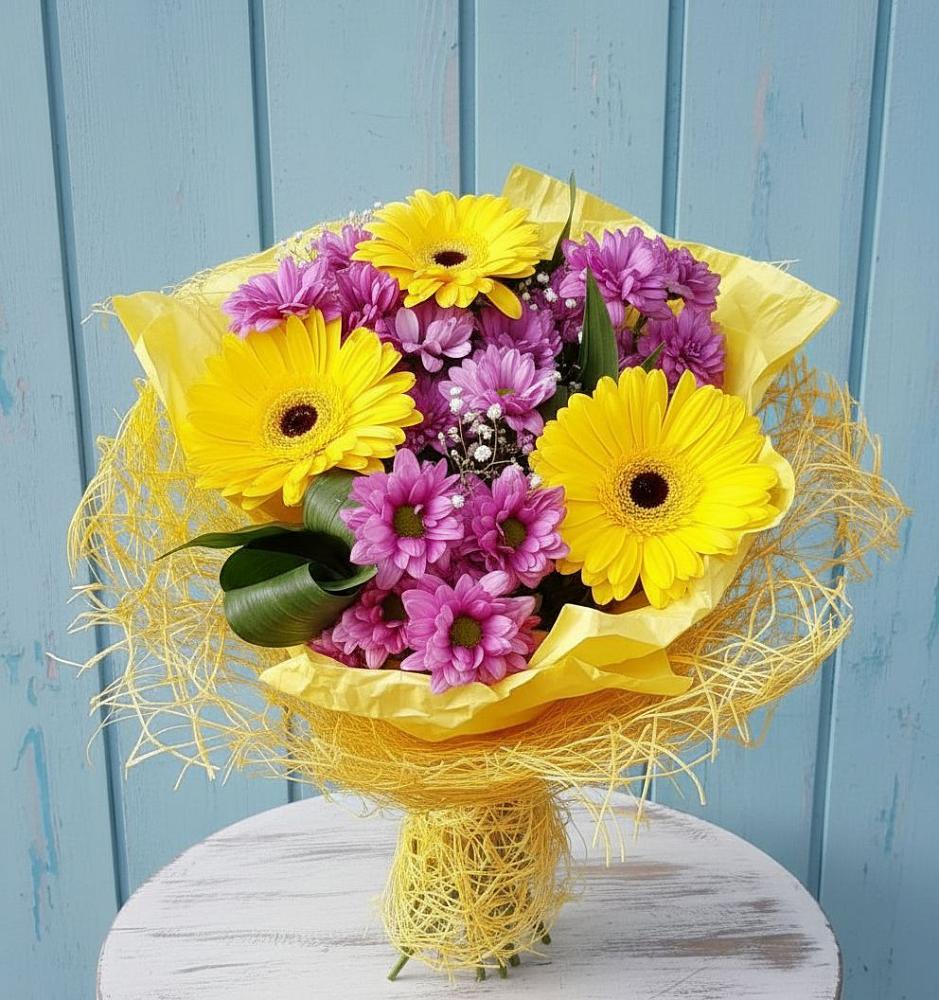 Букет цветов из: Хризантемы и Герберы в Яковлевка Приморского края