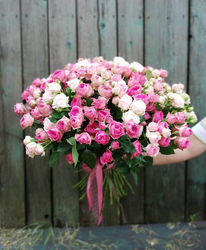 Букет Розовые кустовые розы Натали и Лав Лидия в Яковлевка Приморского края