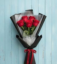 Букет цветов из:  Розы в Яковлевка Приморского края