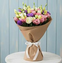 Букет цветов из:  Лизиантусы в Яковлевка Приморского края
