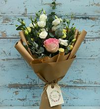 Букет цветов из:  Розы и Лизиантусы в Яковлевка Приморского края